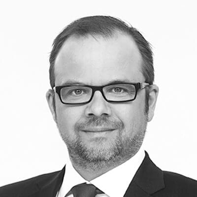Dr. Lars Burmester