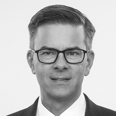 Dr. Frank Schindera
